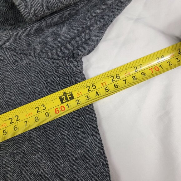 St Johns Bay Mens XL Gray Button Up Shirt Long Sleeve Pocket Herringbone Pattern - Picture 6 of 8